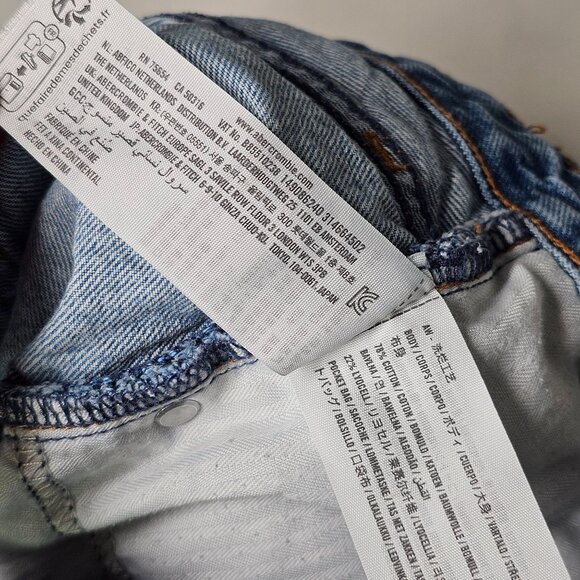 Abercrombie & Fitch Baggy Low Rise Denim Short Women 35/20 Distressed Frayed Hem - Picture 7 of 13